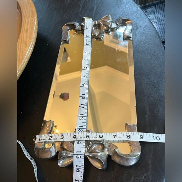 Vintage Gsa Goddinger Vanity Mirror w/Bows - Picture 5 of 6